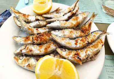 Pescaíto frito — sejur charter Costa del Sol