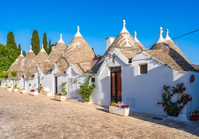The trulli of Alberobello — Puglia charter holiday