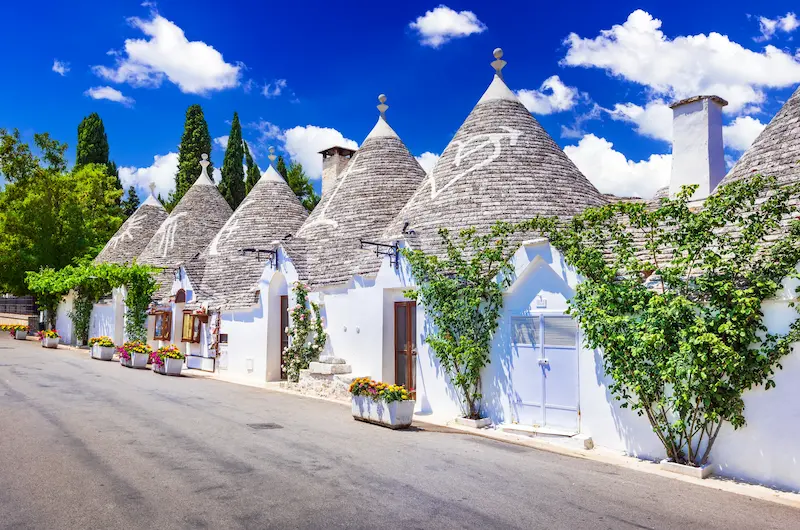 Puglia charter holiday, Italy – Alberobello, Polignano a Mare and homemade orecchiette.