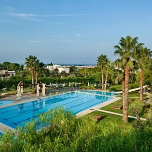 Una Hotel Regina