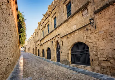 Strada Cavalerilor — sejur charter Rhodos