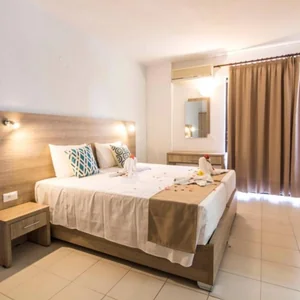 Tivoli Hotel and Apartments