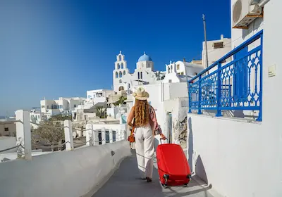 Oia — arhitectură cicladică — sejur charter Santorini