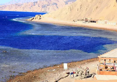 Diving at the Blue Hole (Dahab) — Sharm El Sheikh charter holiday