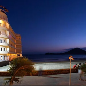 Hotel Medano