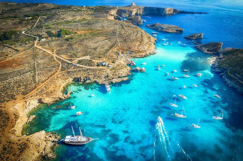 /assets/images/flight-destinations/malta/bilete-avion-malta-outro-golful-balluta.webp
