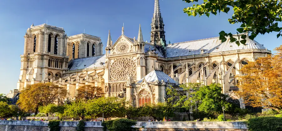 /assets/images/flight-destinations/paris/bilete-avion-paris-outro-champs-elysees.webp