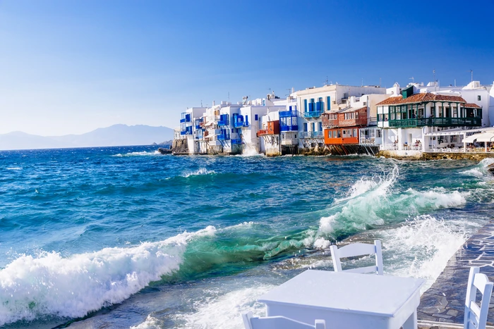 Vacanță charter Mykonos — Little Venice și plajele de gală ale Cicladelor
